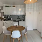 Souplex 50m Et Commerces Дом отдыха