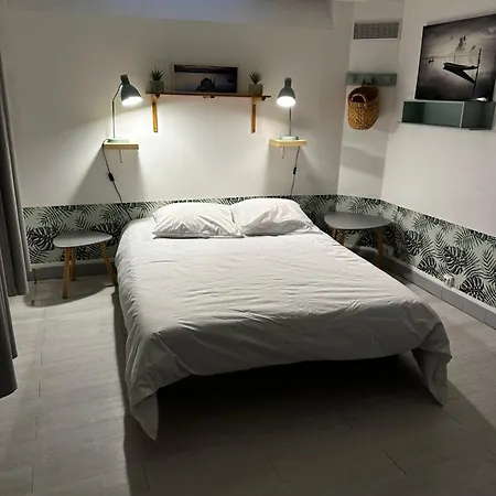 Souplex 50m Et Commerces בית נופש הולגאט