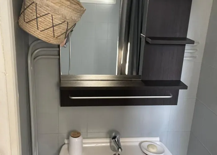 Souplex 50m Et Commerces בית נופש *