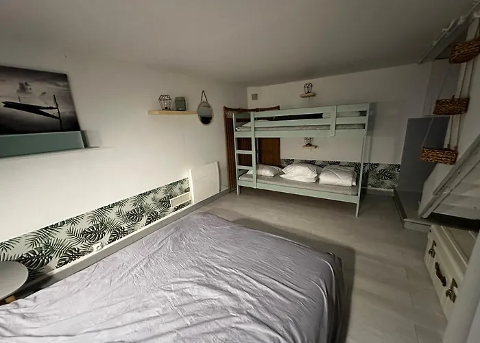 Souplex 50m Et Commerces בית נופש